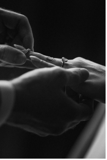 Wedding ceremony by Dr. Gerrit Rademeyer in Bedford