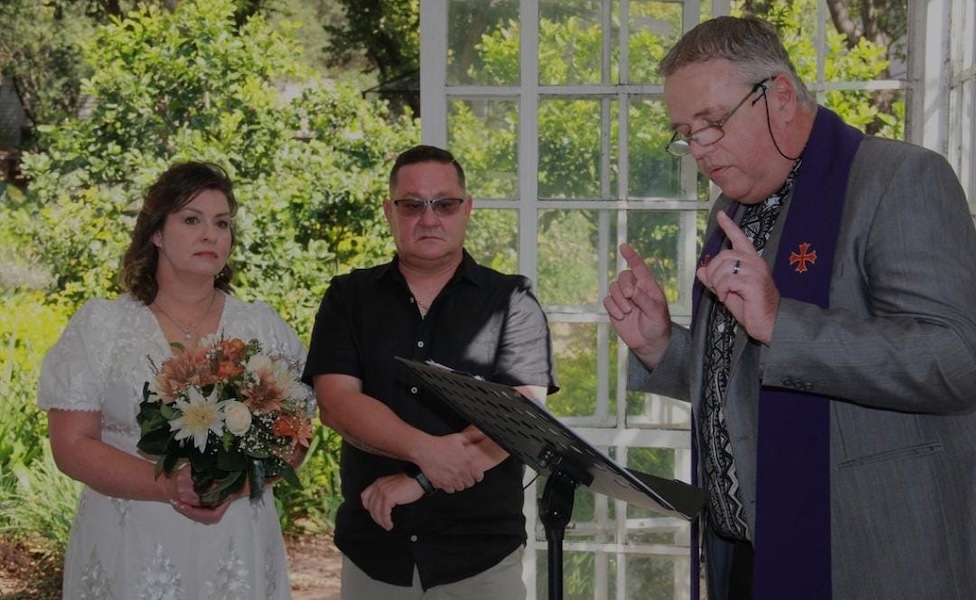 Wedding ceremony by Dr. Gerrit Rademeyer in Bedford