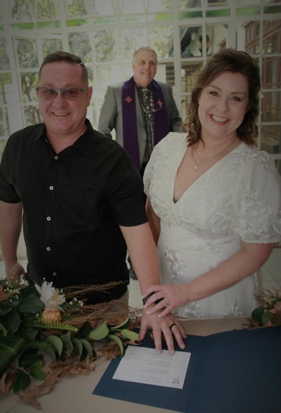 Wedding ceremony by Dr. Gerrit Rademeyer in Bedford